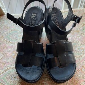 Korks by Kork-Ease black wedges size 8.5